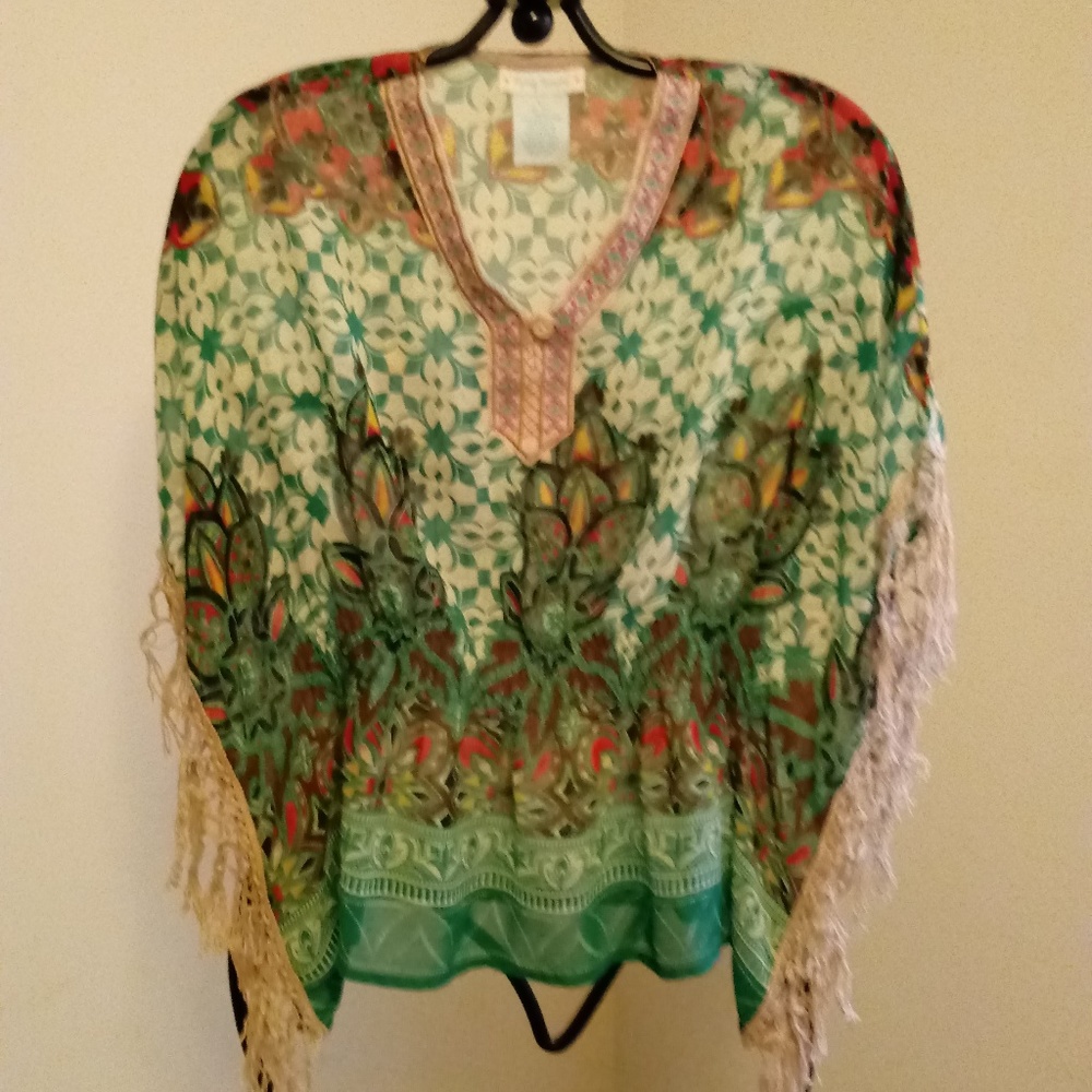Girls Flying Tomato Bohemian Shirt Size L (9/10)